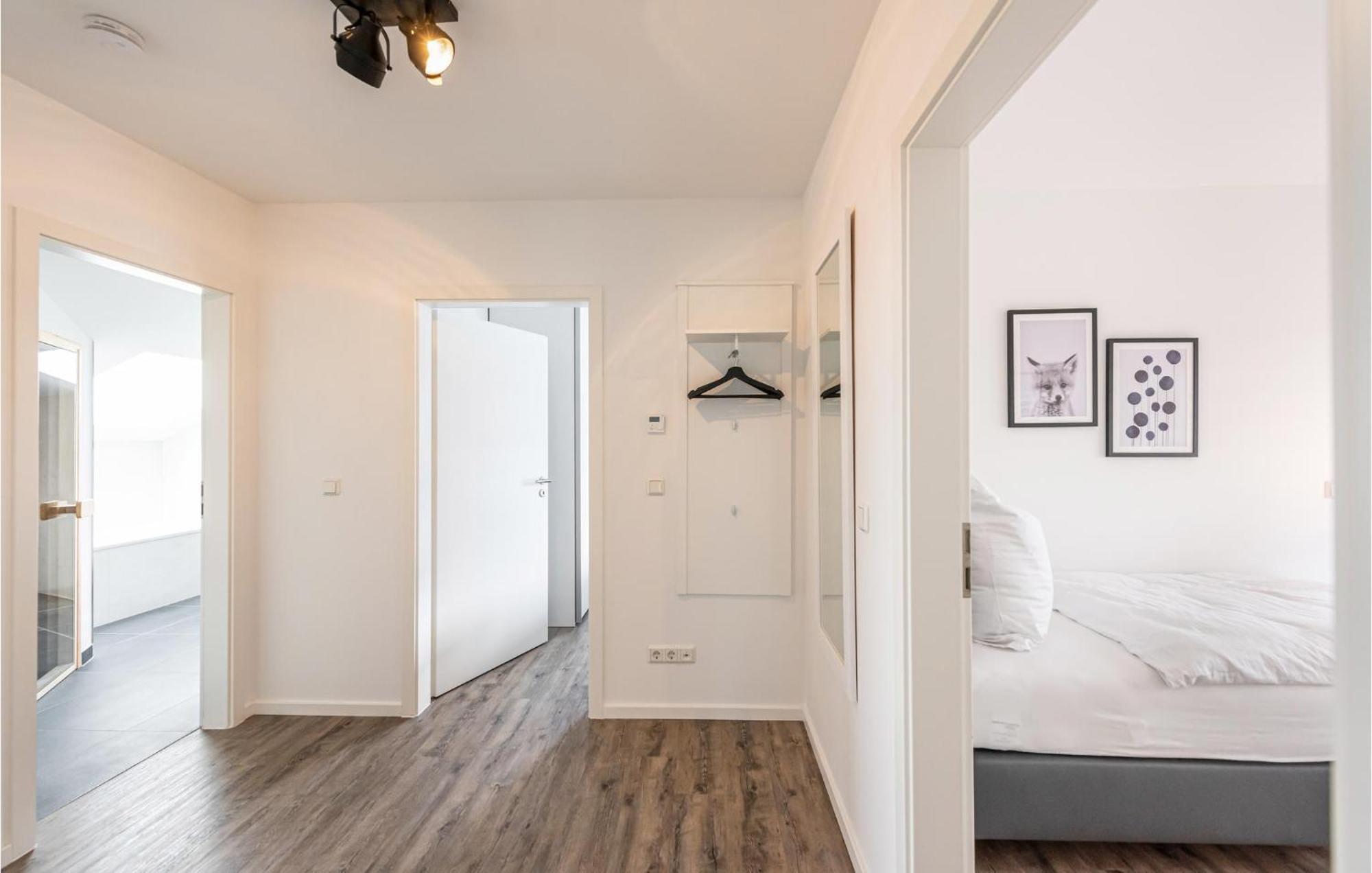 Amazing Apartment In Rechlin With Kitchen Eksteriør billede