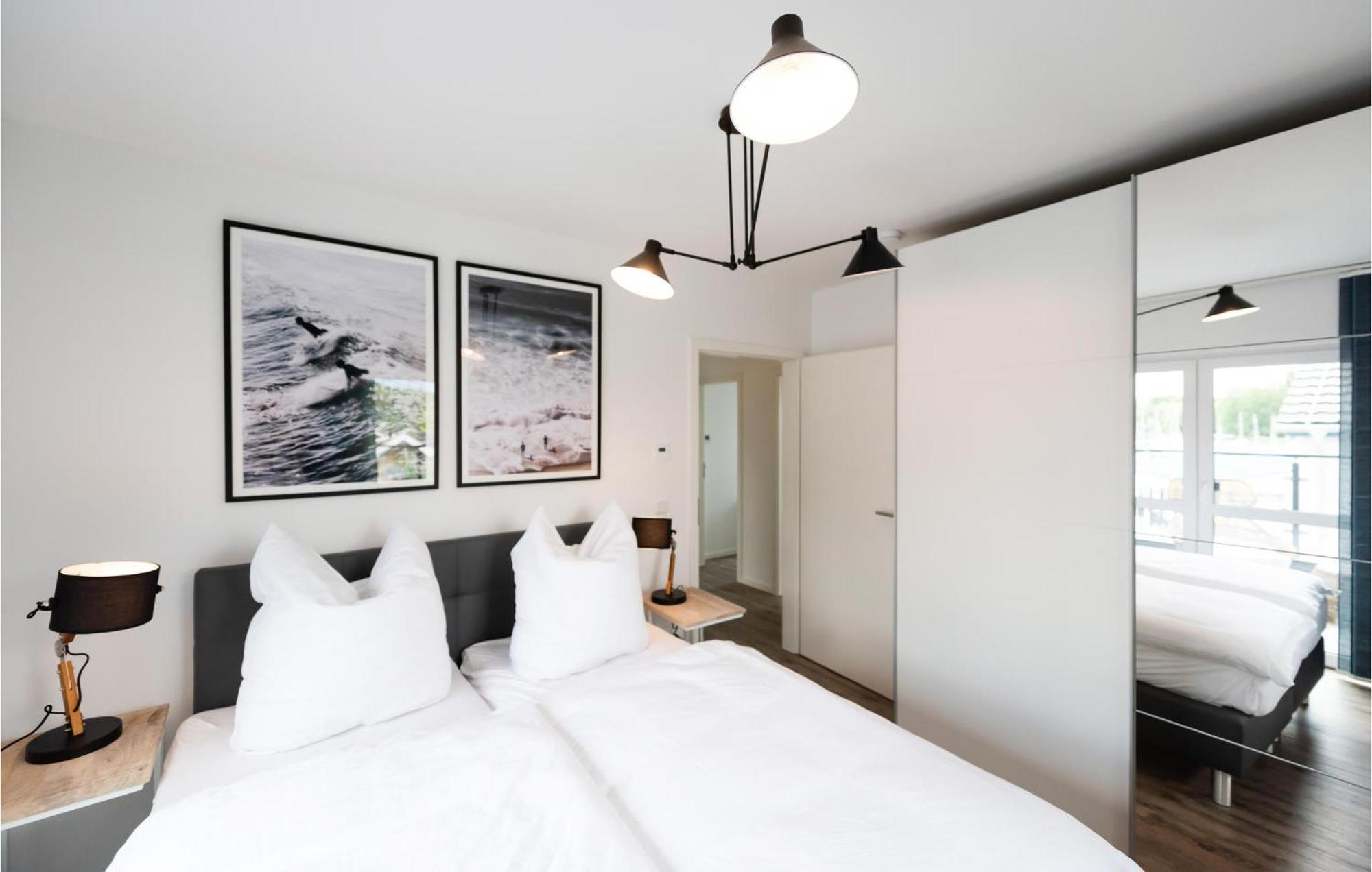 Amazing Apartment In Rechlin With Kitchen Eksteriør billede