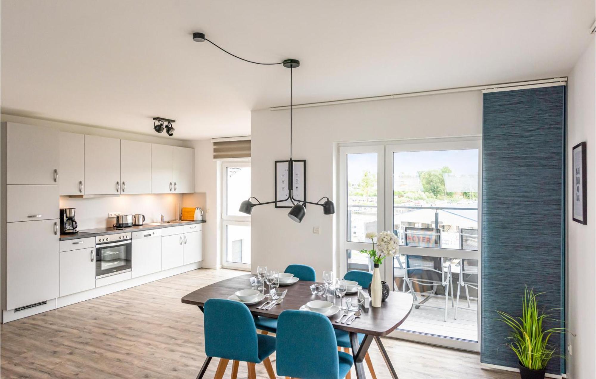 Amazing Apartment In Rechlin With Kitchen Eksteriør billede