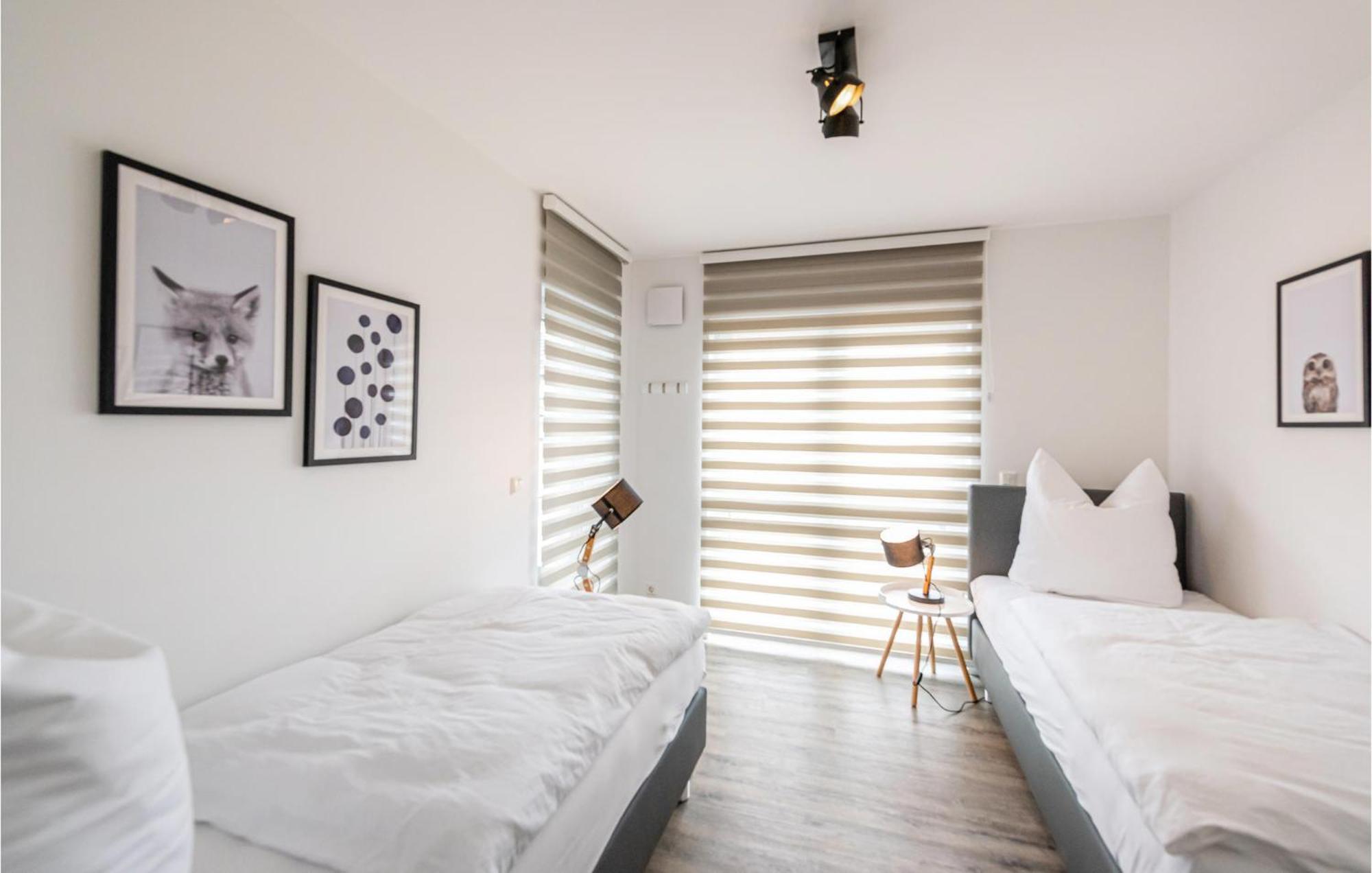 Amazing Apartment In Rechlin With Kitchen Eksteriør billede
